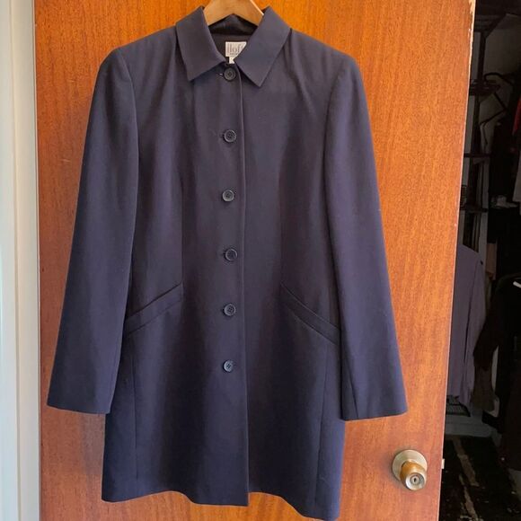 Ann Taylor navy 3 piece Suit - jacket, pants, skirt. Size 4 - Picture 1 of 9